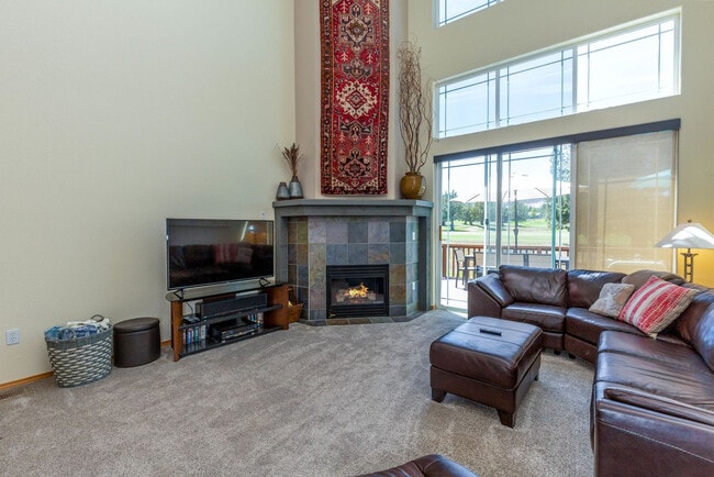 property at 951 Golden Pheasant Dr