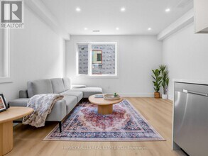 45 Bellevue Ave in Toronto, ON - Building Photo - Building Photo