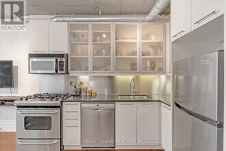 533 Richmond St W in Toronto, ON - Building Photo - Building Photo