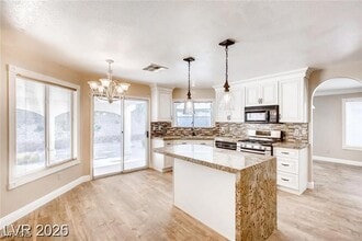 2021 Silverton Dr in Henderson, NV - Building Photo - Building Photo