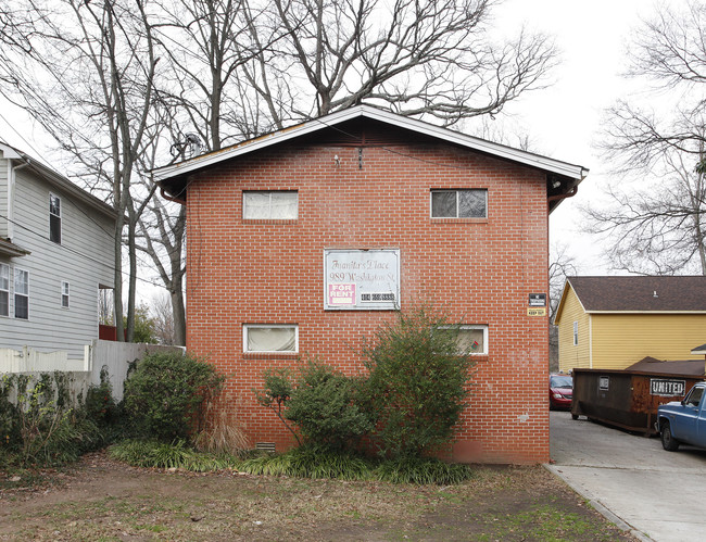 989 SW Washington St in Atlanta, GA - Foto de edificio - Building Photo