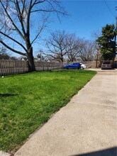 1388 Lakewood Ave in Lakewood, OH - Building Photo - Building Photo
