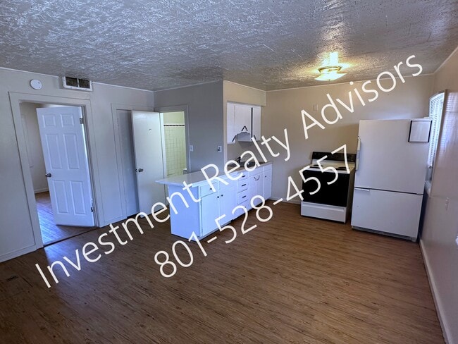 Shady View Apartments in Tooele, UT - Building Photo - Building Photo