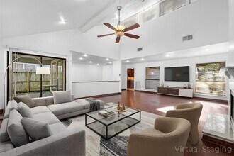3307 Ashfield Dr in Houston, TX - Building Photo - Building Photo