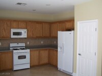 9693 Marcelline Ave in Las Vegas, NV - Building Photo - Building Photo