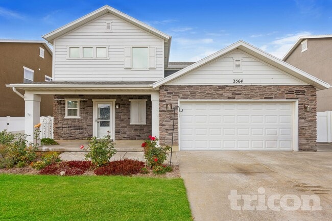 property at 3564 S Clearwater Way