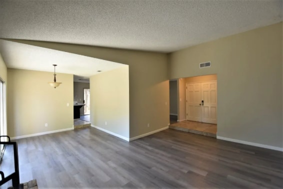 922 Cypress St in Manteca, CA - Building Photo - Building Photo