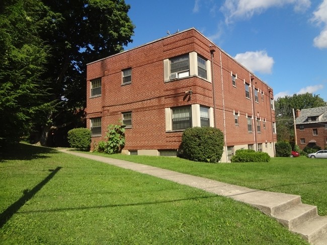 Ladywood Apartments in Cincinnati, OH - Building Photo - Building Photo