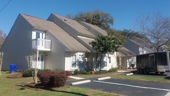 5068 Lackawanna Blvd in North Charleston, SC - Building Photo