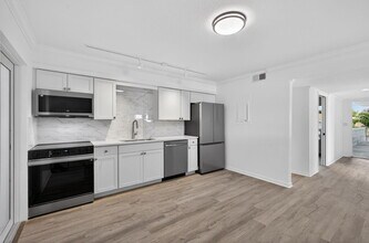 624 Southwind Cir in North Palm Beach, FL - Building Photo - Building Photo