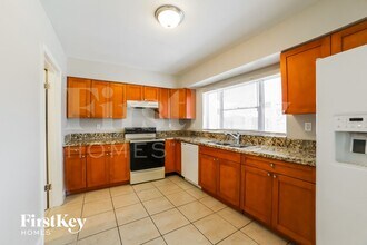 2807 Utopia Dr in Miramar, FL - Foto de edificio - Building Photo