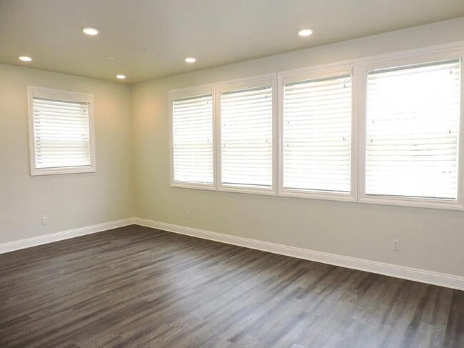1524 F St in Sacramento, CA - Building Photo - Building Photo