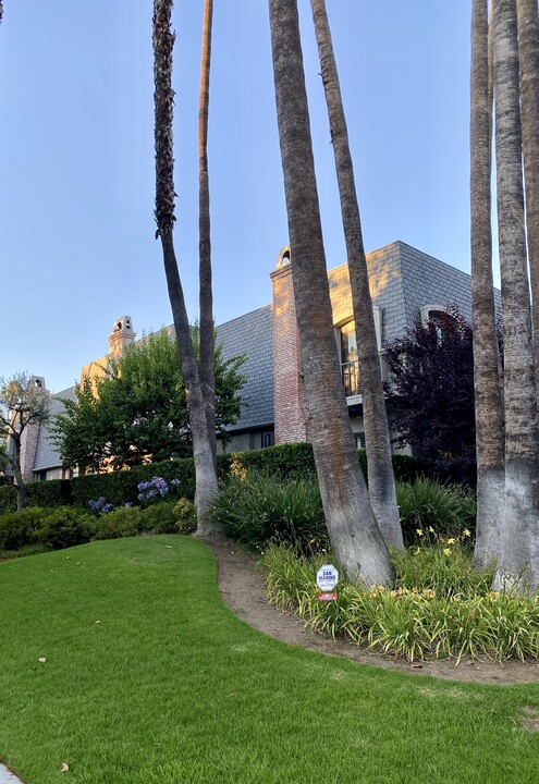 336 S Orange Grove Blvd in Pasadena, CA - Foto de edificio