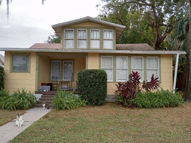 212 N 12th St in Leesburg, FL - Building Photo - Building Photo