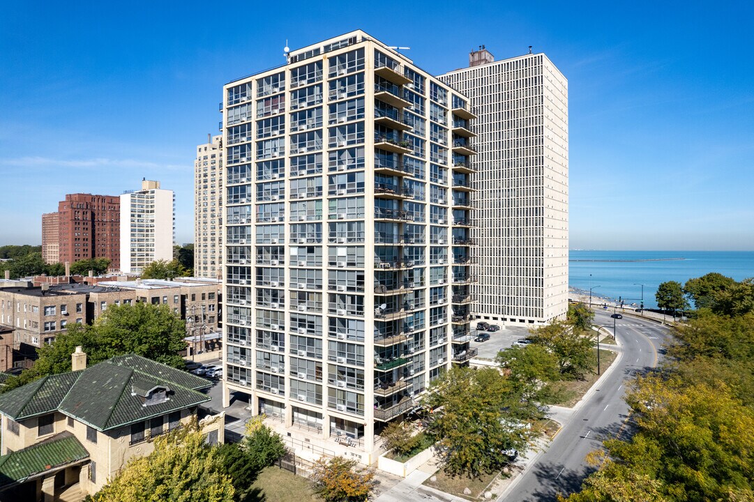 Lakefront Place in Chicago, IL - Foto de edificio