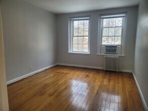 2716 29th St SE in Washington, DC - Building Photo - Building Photo