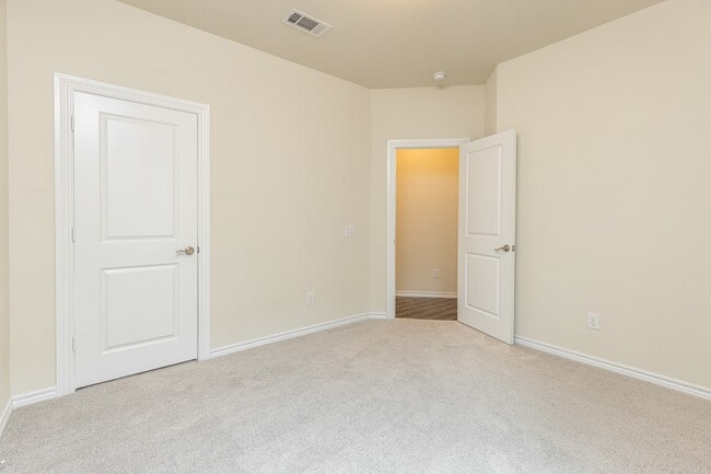 property at 11 Pioneer Canyon Pl