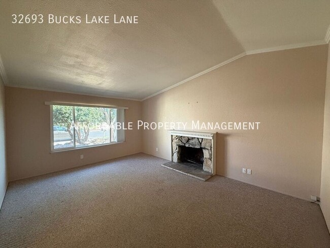 32693 Bucks Lake Ln in Fremont, CA - Building Photo - Building Photo