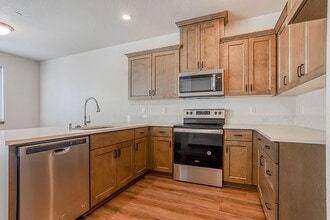 3377 Lewis Ln in Washougal, WA - Building Photo - Building Photo