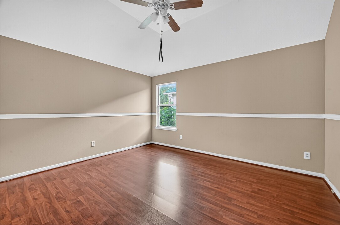 16919 Creek Mountain Dr in Houston, TX - Building Photo