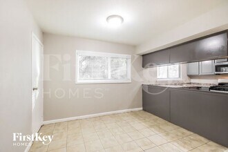 3214 Sycamore Springs Dr in Houston, TX - Building Photo - Building Photo