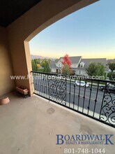 5516 W Pkwy W in Highland, UT - Building Photo - Building Photo