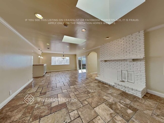 1089 Camino Flores in Thousand Oaks, CA - Building Photo - Building Photo