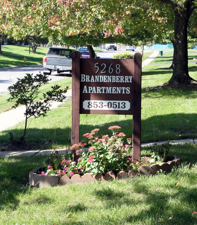 Brandenberry Square Apartments in Columbus, OH - Foto de edificio - Building Photo