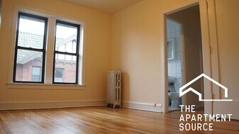 3304 W Schubert Ave in Chicago, IL - Building Photo