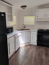 231 Starratt Rd in Jacksonville, FL - Building Photo - Building Photo