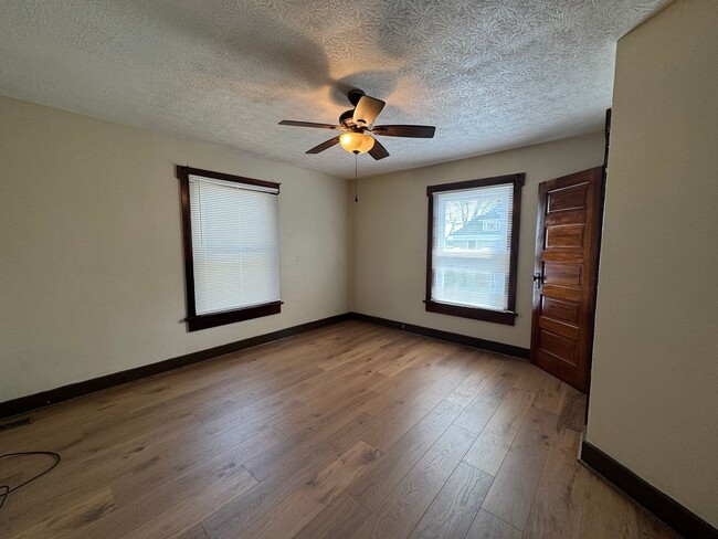 property at 29-31 S Ardmore Ave
