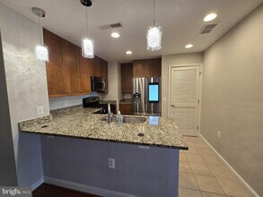 11990 Market St in Reston, VA - Building Photo - Building Photo