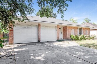 5014 Hasie Dr in Houston, TX - Foto de edificio - Building Photo