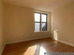 313 Huntington Ave in Boston, MA - Foto de edificio - Building Photo