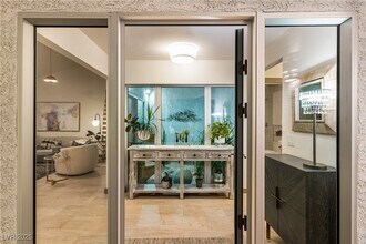 3027 Bel Air Dr in Las Vegas, NV - Building Photo - Building Photo