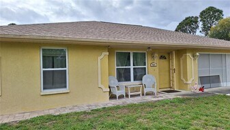 7571 Perennial Rd in North Port, FL - Building Photo