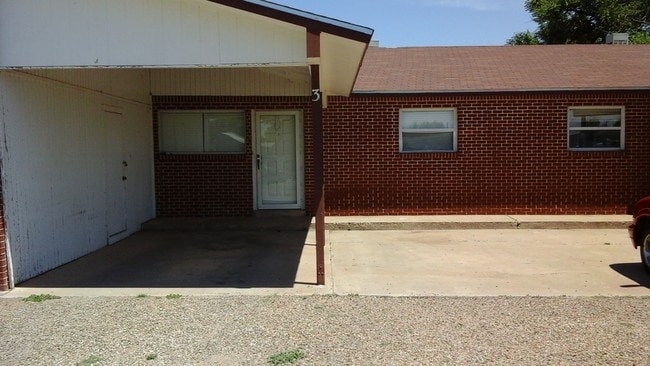 800 Sycamore St, Unit #1 in Clovis, NM - Building Photo - Building Photo