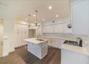 37621 Estuary St in Newark, CA - Building Photo - Building Photo