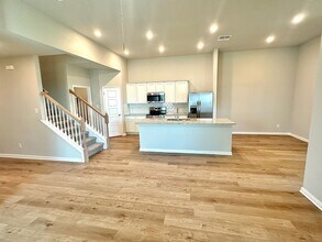 391 Cross Barn Blvd in Buda, TX - Building Photo - Building Photo