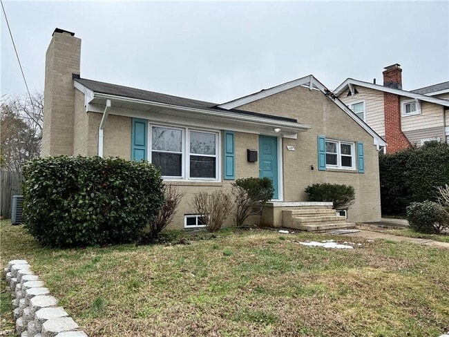 115 E Ocean Ave in Norfolk, VA - Building Photo - Building Photo