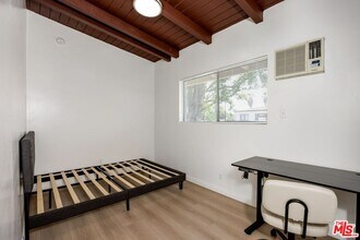 3620 S Budlong Ave in Los Angeles, CA - Building Photo - Building Photo