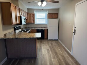 4305 N Ripley St, Unit 2 in Davenport, IA - Building Photo - Building Photo