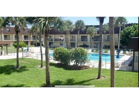 190 Paradise Blvd in Melbourne, FL - Building Photo