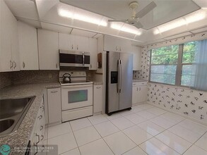 2901 Victoria Cir in Coconut Creek, FL - Foto de edificio - Building Photo