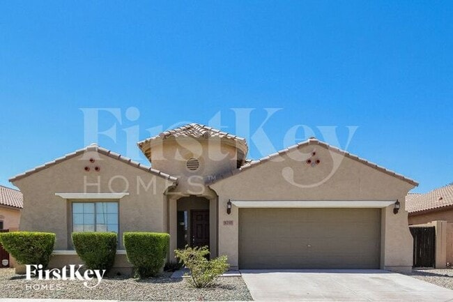 5737 W Pedro Ln