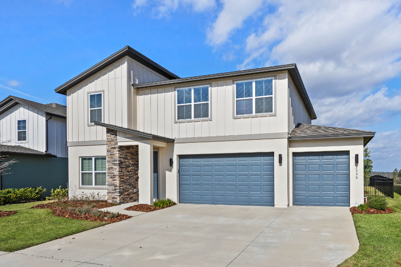 2330 Gold Dust Dr in Minneola, FL - Building Photo
