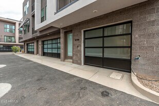 250 S Roosevelt St in Tempe, AZ - Building Photo