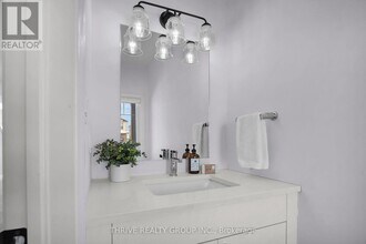 3906 Auckland Ave. in London, ON - Building Photo - Building Photo