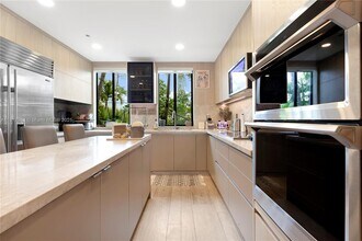 1160 98th St in Bay Harbor Islands, FL - Building Photo - Building Photo