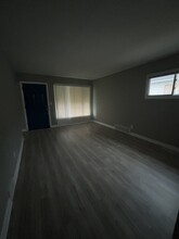 4541 Lee Rd in Cleveland, OH - Building Photo - Building Photo